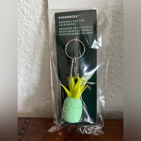 Starbucks 2024 Pineapple Keychain Hot Cup Lid Stopper Reusable - Picture 1 of 6